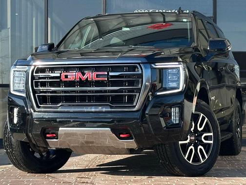 2023 GMC Yukon 4WD AT4