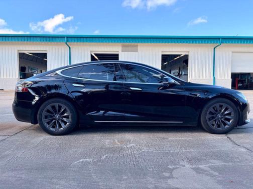 2020 Tesla Model S Long Range