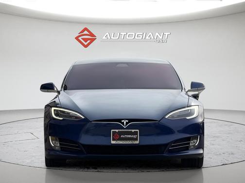 2020 Tesla Model S Performance