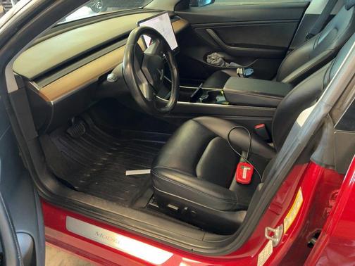 2019 Tesla Model 3 Mid Range