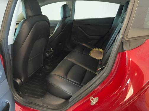 2019 Tesla Model 3 Mid Range