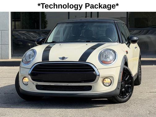 Pepper White 2018 MINI Hardtop Cooper