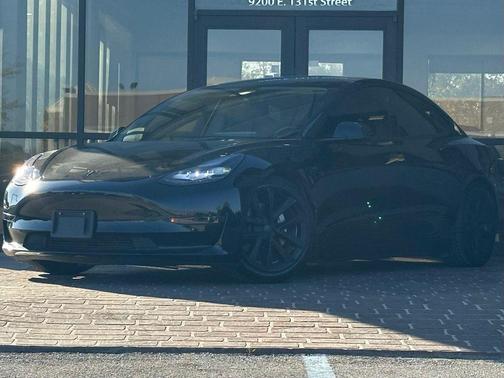 2023 Tesla Model 3 Standard Range