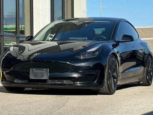 2023 Tesla Model 3 Standard Range