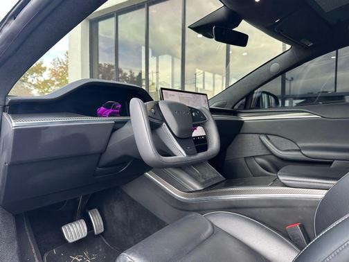 2022 Tesla Model S Plaid