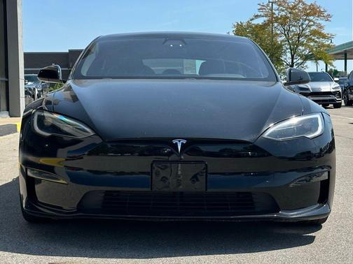 2022 Tesla Model S Plaid