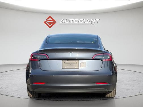 Midnight Silver Metallic 2021 Tesla Model 3 Standard Range Plus