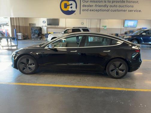 2018 Tesla Model 3 Mid Range