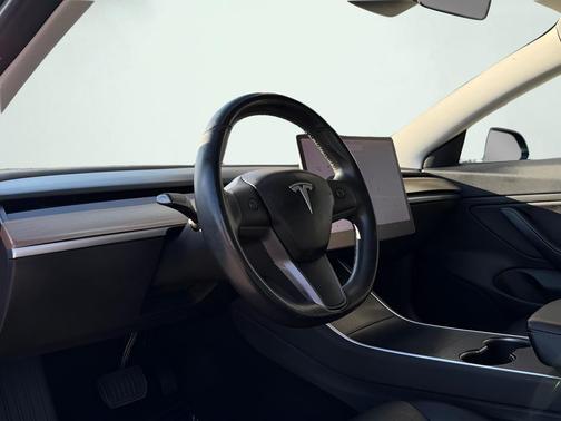 2018 Tesla Model 3 Mid Range