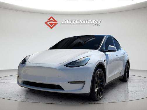 Pearl White Multi-Coat 2021 Tesla Model Y Standard Range Rear-Wheel Drive