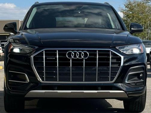 2023 Audi Q5 40 Premium