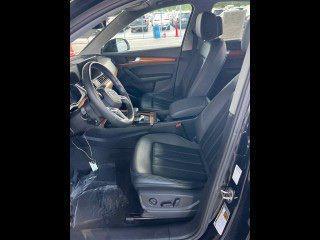 2023 Audi Q5 40 Premium