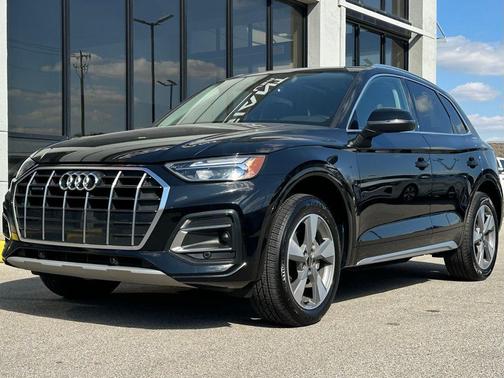 2023 Audi Q5 40 Premium