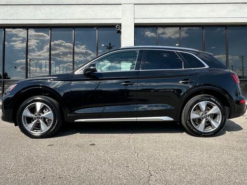2023 Audi Q5 40 Premium