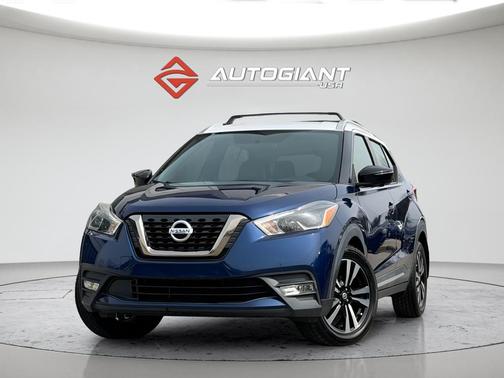 2019 Nissan Kicks SR