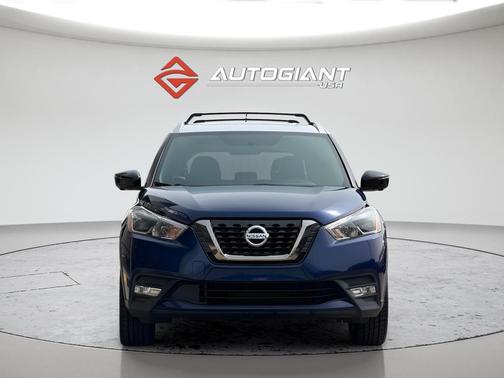 2019 Nissan Kicks SR