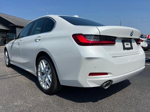 2025 BMW 330 i