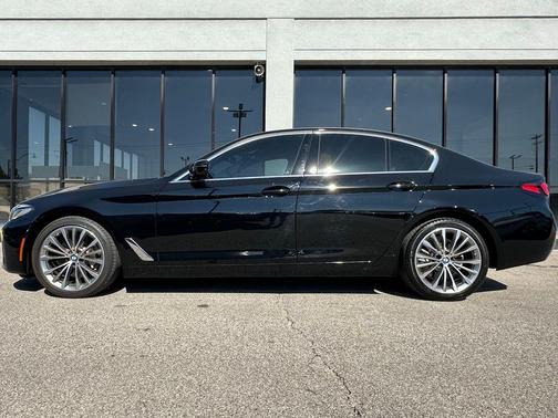2023 BMW 530 i