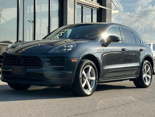 2020 Porsche Macan Base