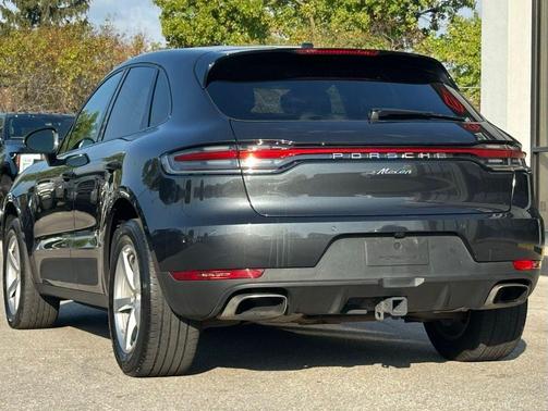 2020 Porsche Macan Base