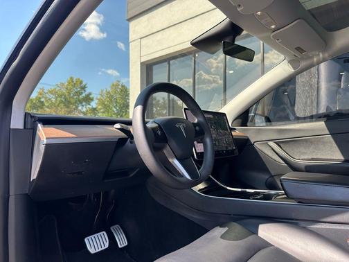 2021 Tesla Model Y Performance Dual Motor All-Wheel Drive