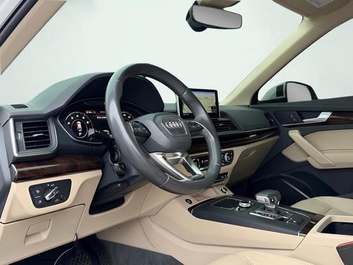 2018 Audi Q5 2.0T Tech Premium