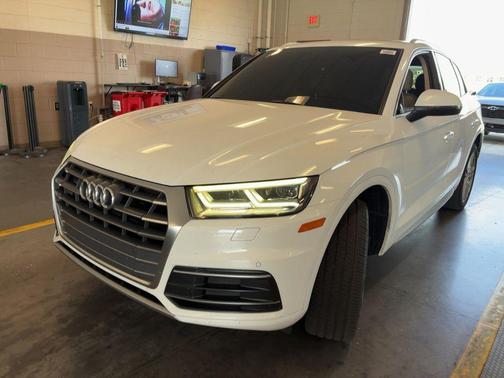 2018 Audi Q5 2.0T Tech Premium