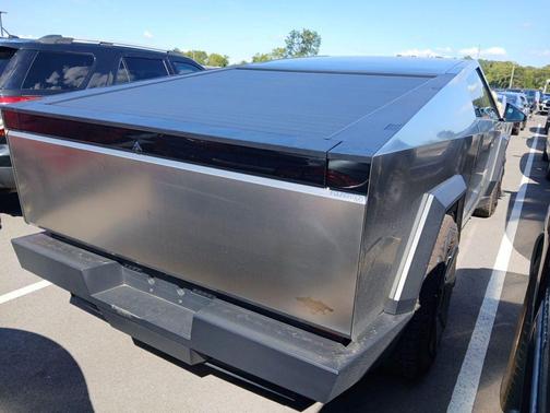2024 Tesla Cybertruck Cyberbeast