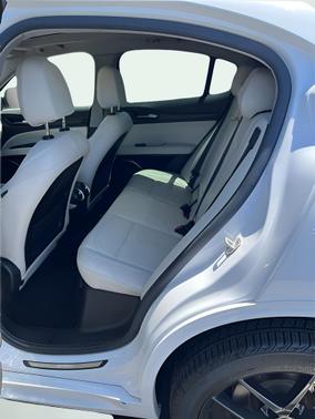 Alfa White 2021 Alfa Romeo Stelvio Ti