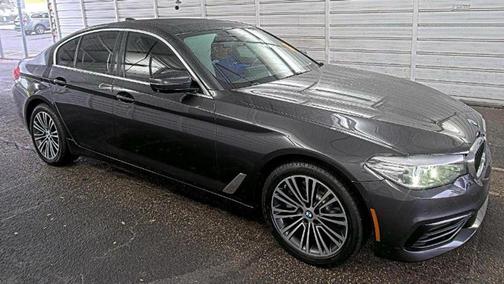 2019 BMW 540 540i
