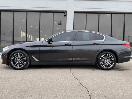2019 BMW 540 540i