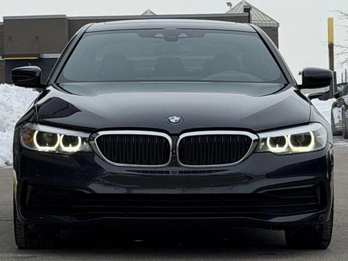 2019 BMW 540 540i
