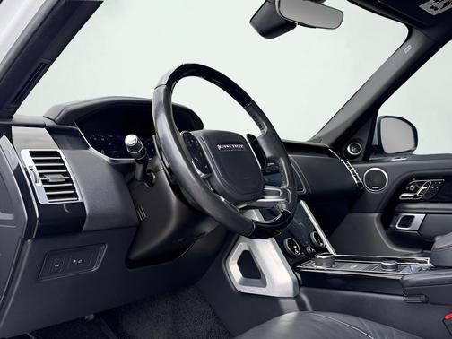 Yulong White Metallic 2020 Land Rover Range Rover Base