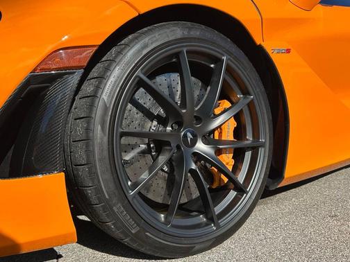 2019 McLaren 720S Performance