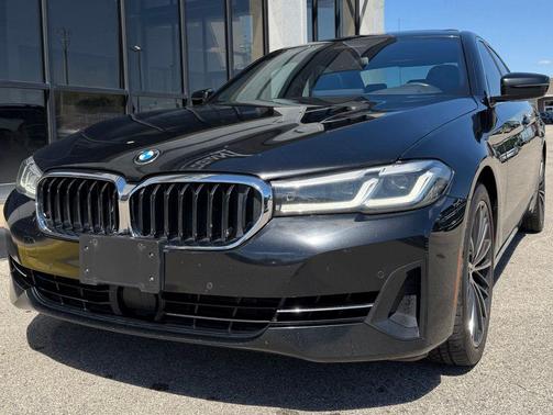 Black Sapphire Metallic 2021 BMW 540 xDrive