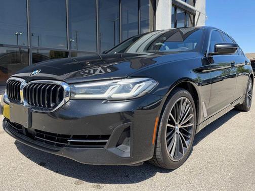 Black Sapphire Metallic 2021 BMW 540 xDrive