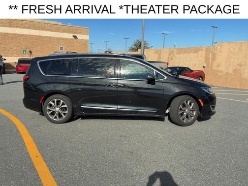 2017 Chrysler Pacifica Limited