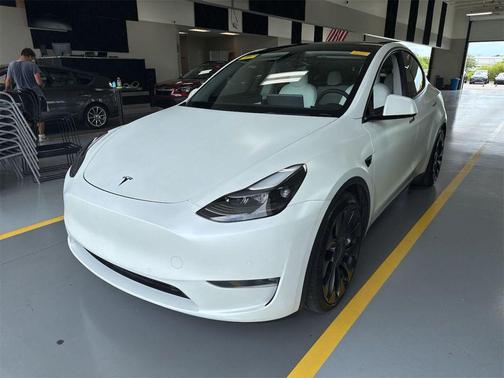 2022 Tesla Model Y Performance Dual Motor All-Wheel Drive