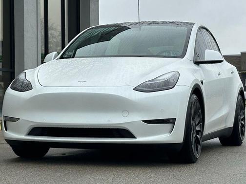 2022 Tesla Model Y Performance Dual Motor All-Wheel Drive