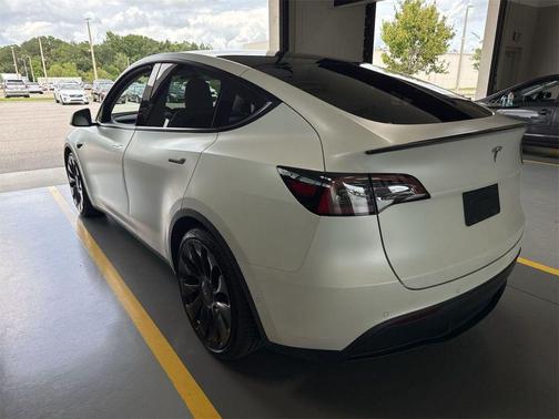 2022 Tesla Model Y Performance Dual Motor All-Wheel Drive