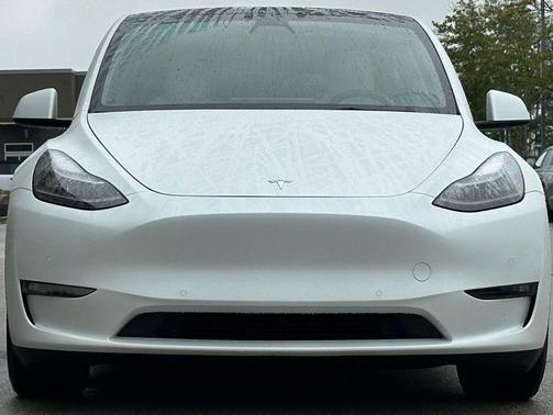 2022 Tesla Model Y Performance Dual Motor All-Wheel Drive