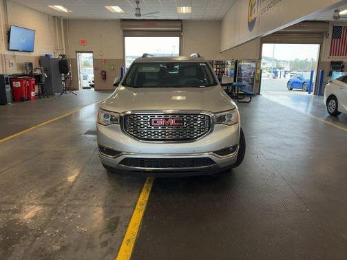 Quicksilver Metallic 2018 GMC Acadia Denali