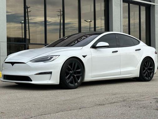 2021 Tesla Model S Plaid