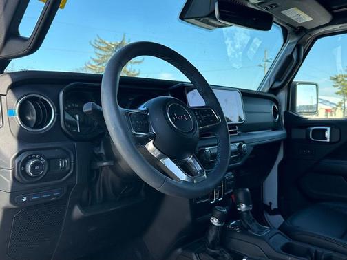 2024 Jeep Wrangler 4xe High Altitude