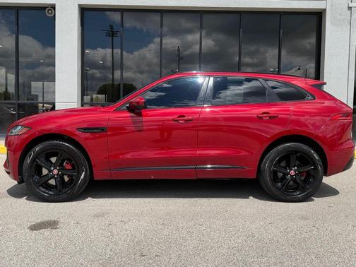 Firenze Red Metallic 2019 Jaguar F-PACE S