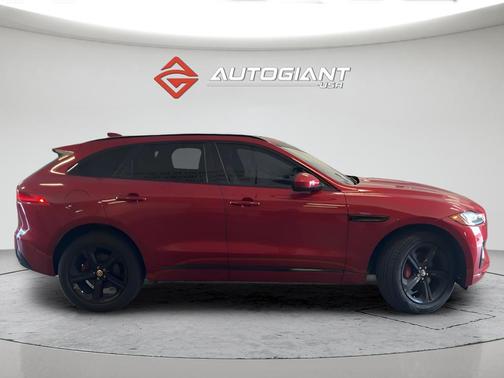 Firenze Red Metallic 2019 Jaguar F-PACE S