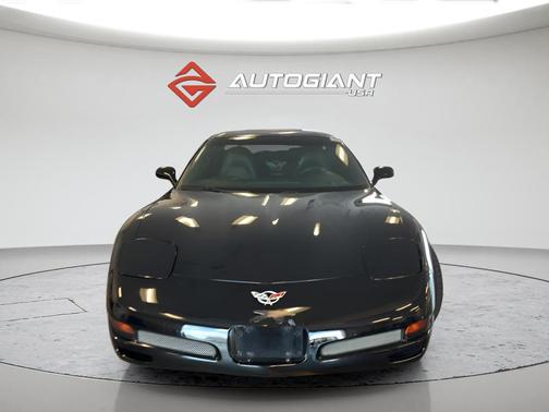 Smokin Asphalt 2003 Chevrolet Corvette Z06
