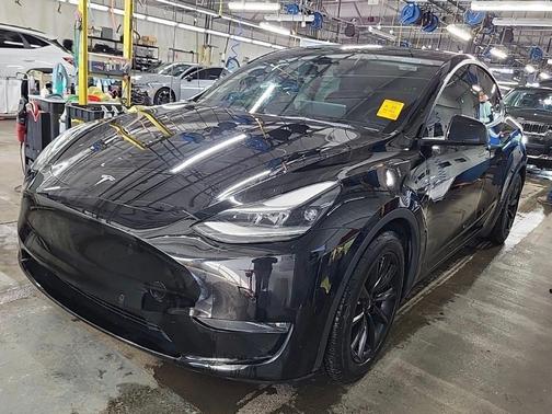 2022 Tesla Model Y Performance Dual Motor All-Wheel Drive