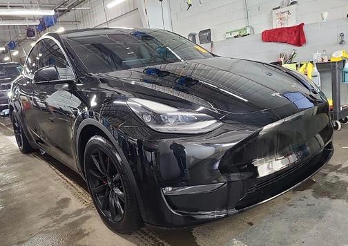 2022 Tesla Model Y Performance Dual Motor All-Wheel Drive