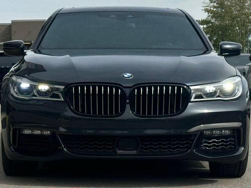 2019 BMW 750 i xDrive